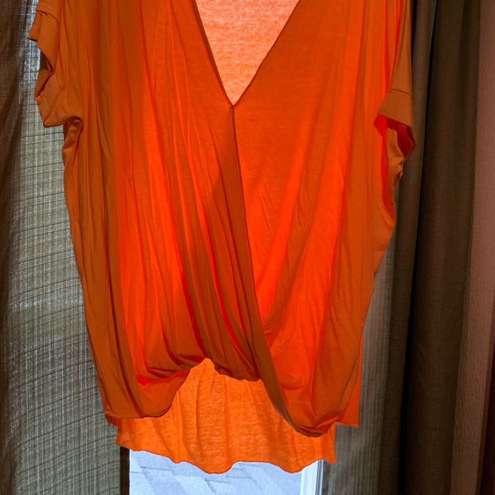 Top - Picture 2 of 2